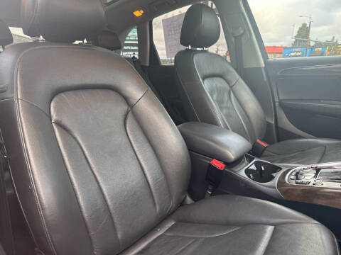 2014 Audi Q5 2.0T quattro Premium Plus