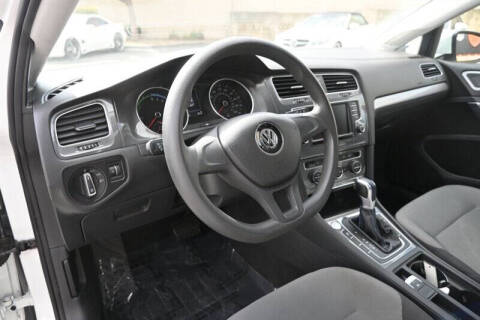 2016 Volkswagen e-Golf SE