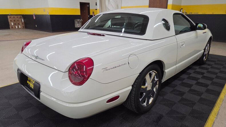 2002 Ford Thunderbird Deluxe