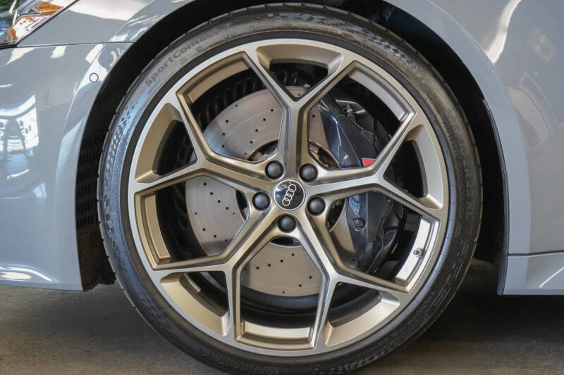 2024 Audi RS 6 Avant 4.0T quattro Avant performance