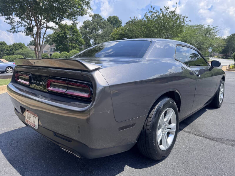 2019 Dodge Challenger SXT