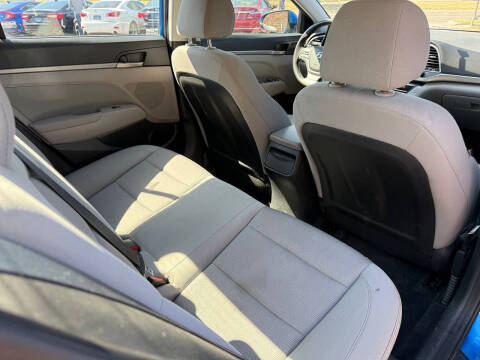 2018 Hyundai Elantra SEL