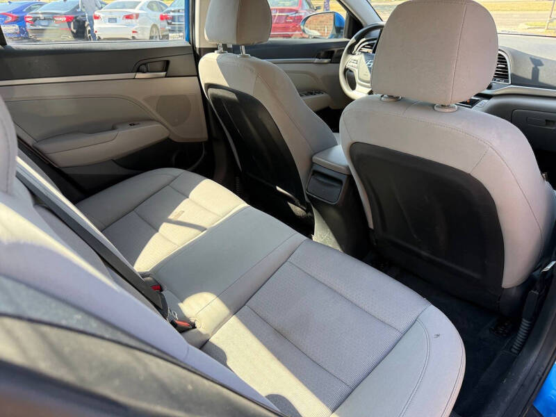 2018 Hyundai Elantra SEL