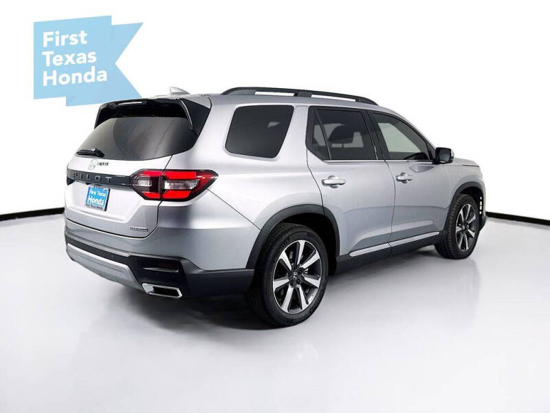 2025 Honda Pilot Touring