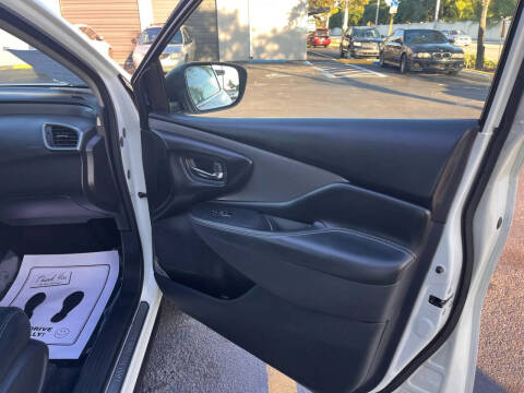 2020 Nissan Murano S