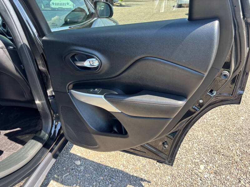 2018 Jeep Cherokee Latitude Plus