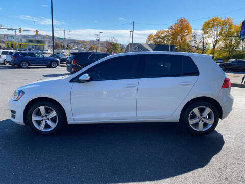 2015 Volkswagen Golf TDI S