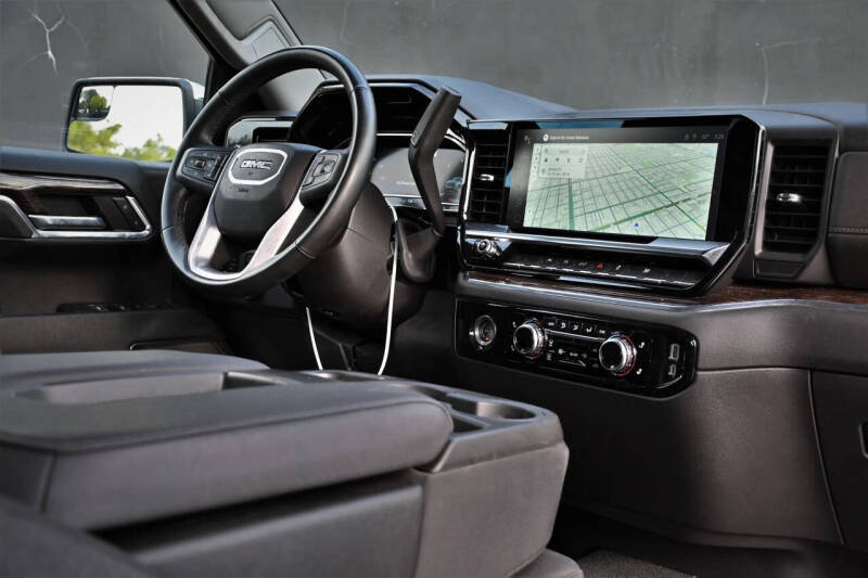 2023 GMC Sierra 1500