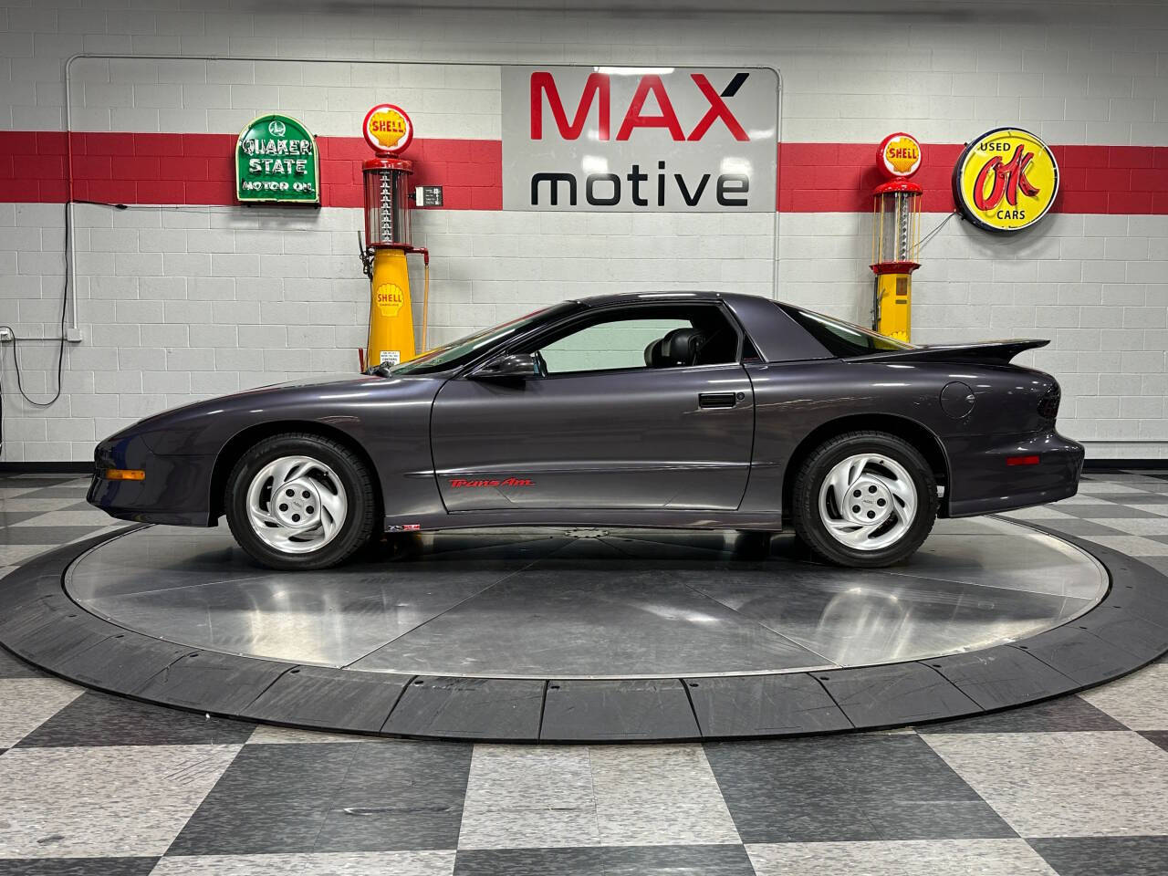1993 Pontiac Firebird 8