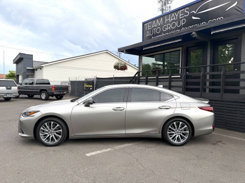 2021 Lexus ES 300h