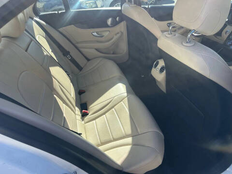 2016 Mercedes-Benz C-Class