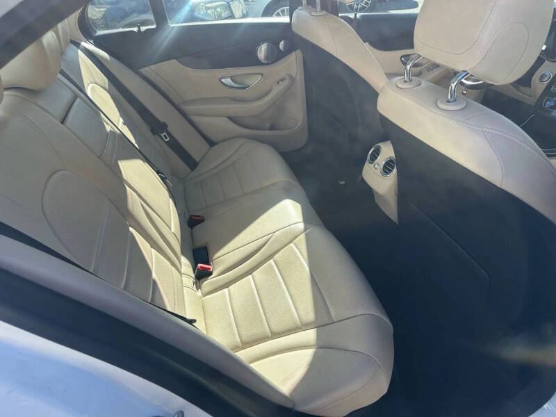 2016 Mercedes-Benz C-Class