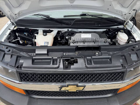 2021 Chevrolet Express 2500