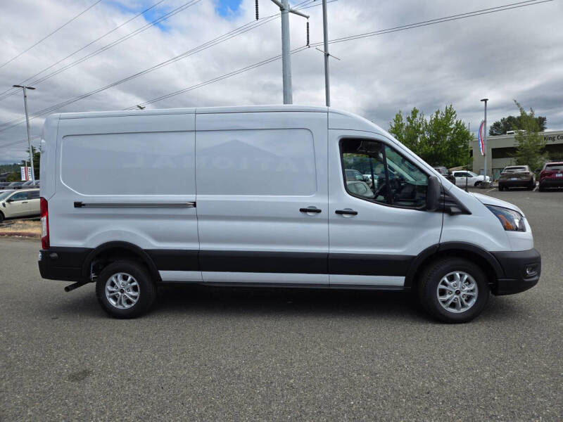 2025 Ford Transit 250