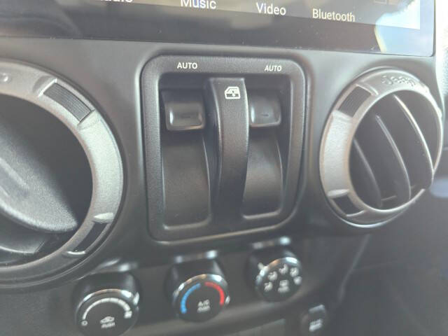 2016 Jeep Wrangler Sport