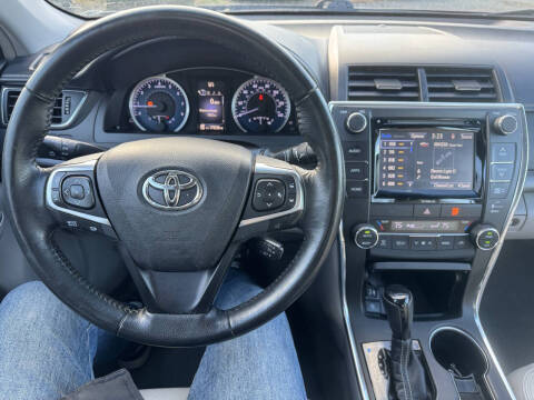 2016 Toyota Camry XLE