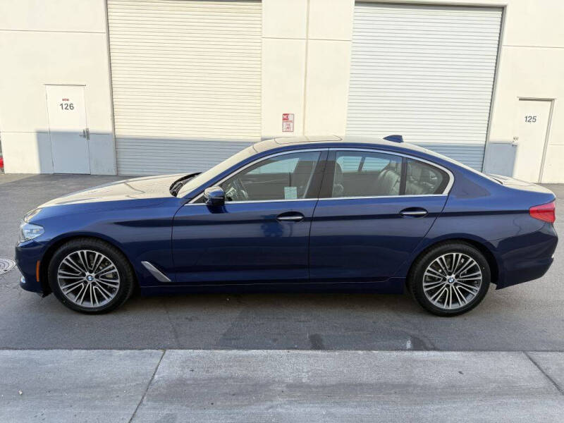 2017 BMW 5 Series 530i