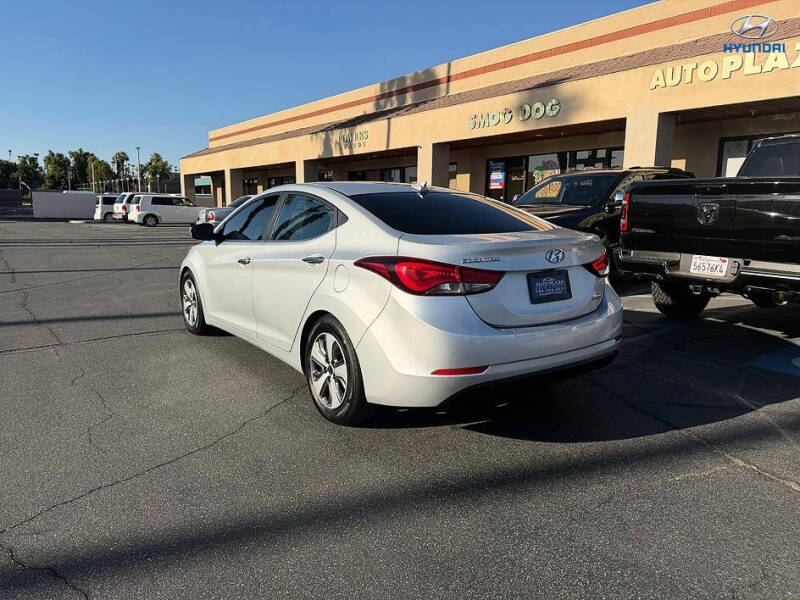 2016 Hyundai Elantra