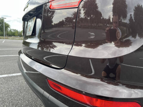 2017 Porsche Cayenne S E-Hybrid Platinum Edition