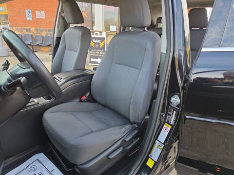 2017 Toyota Highlander LE