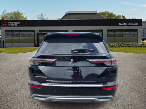 2026 Mitsubishi Outlander SE
