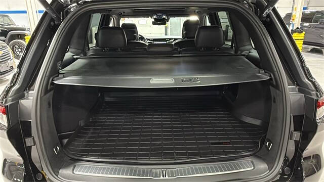 2023 Jeep Grand Cherokee Summit