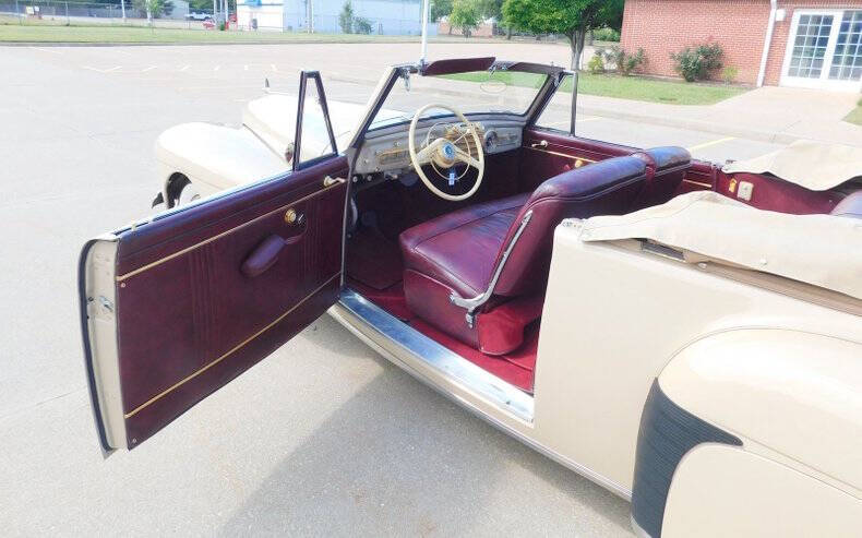 1942 Lincoln Continental