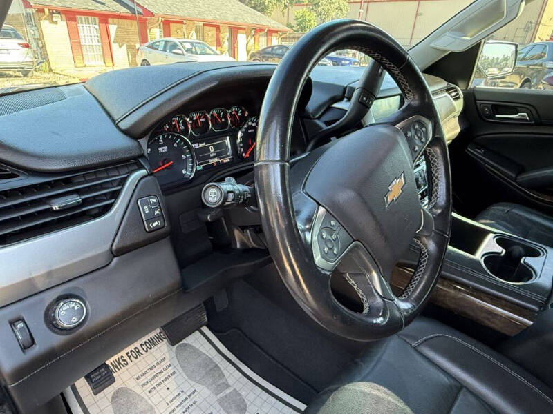 2019 Chevrolet Suburban LT