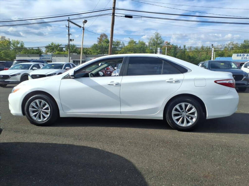 2015 Toyota Camry LE