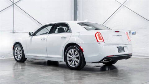 2022 Chrysler 300 Touring