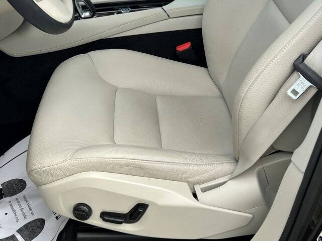 2023 Volvo XC90 B6 Plus Bright Theme 7P