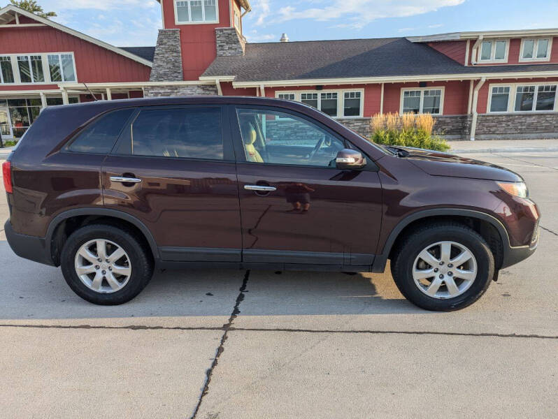 2011 Kia Sorento for sale at Kardells Auto in Laurel NE