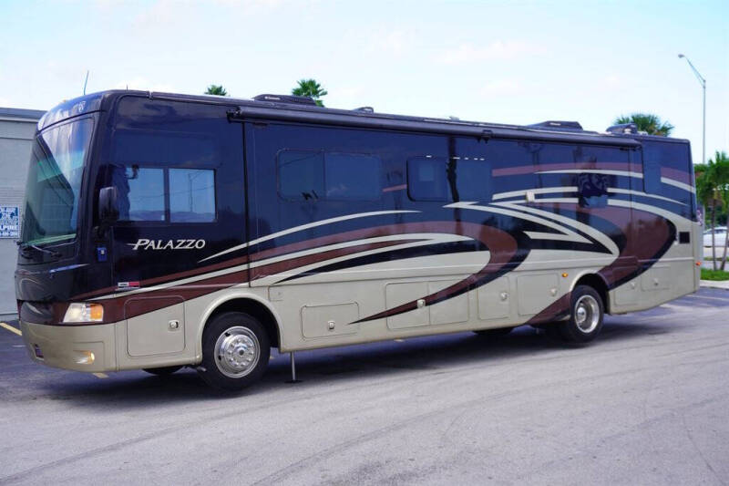 2015 Freightliner XCS Chassis