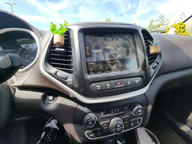 2017 Jeep Cherokee Overland
