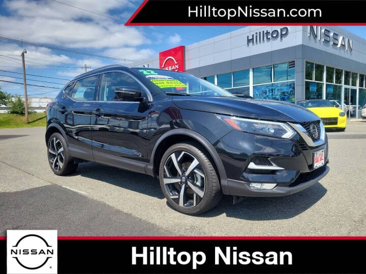 2022 Nissan Rogue Sport for sale at HILLTOP NISSAN in East Hanover, NJ