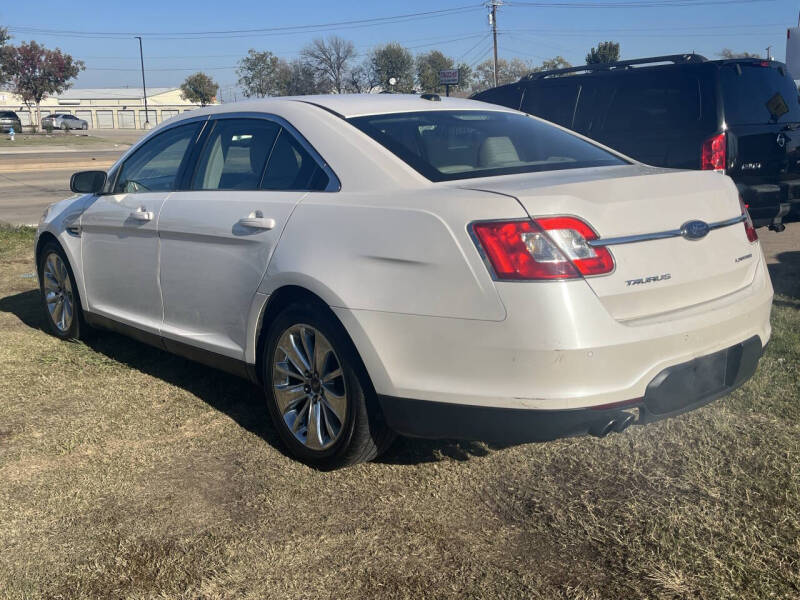 2010 Ford Taurus Limited