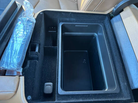 2017 Cadillac Escalade ESV Platinum