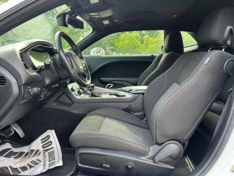 2021 Dodge Challenger SXT