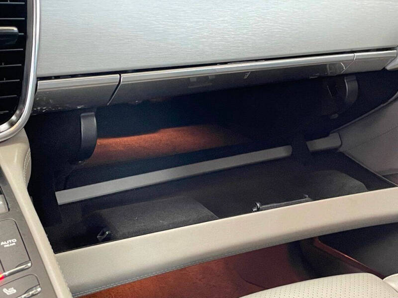 2012 Porsche Panamera Turbo