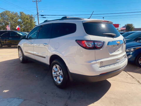 2013 Chevrolet Traverse LS
