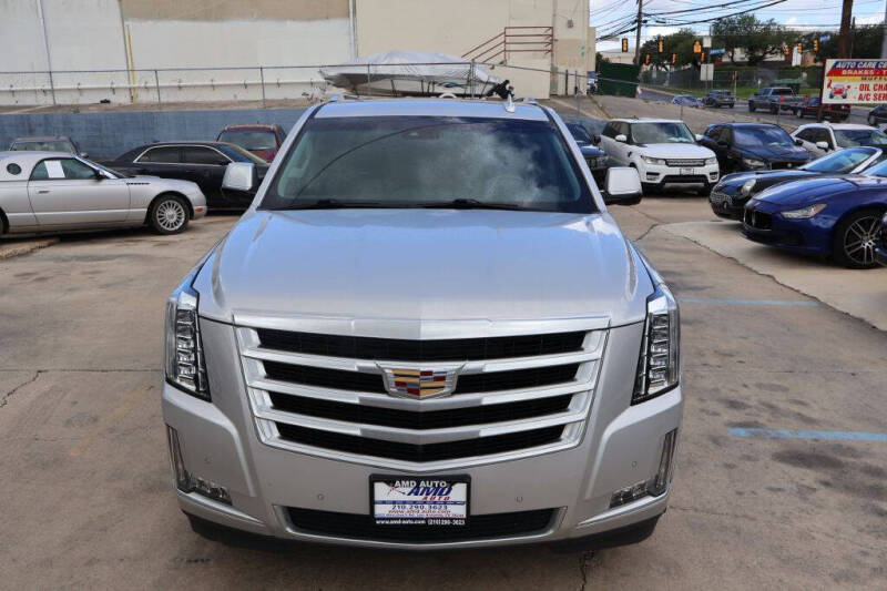 2017 Cadillac Escalade Luxury