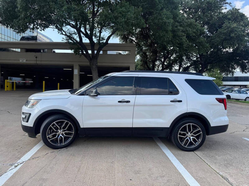 2016 Ford Explorer Sport
