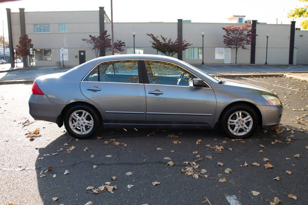 2007 Honda Accord for sale at Vrbo Motors in Linden, NJ