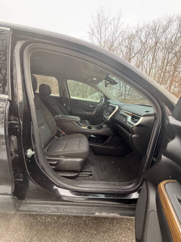 2020 GMC Acadia SLE