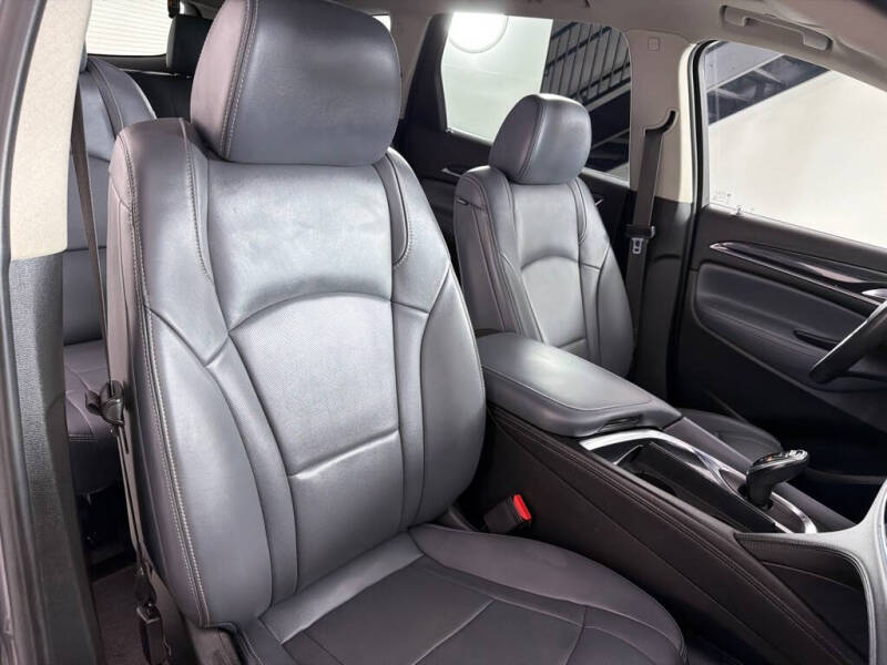 2019 Buick Enclave Essence