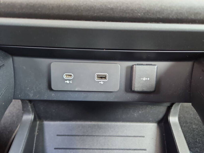 2022 Land Rover Defender 110 X-Dynamic HSE