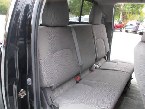 2016 Nissan Frontier SV