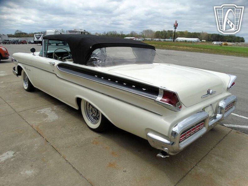 1957 Mercury Monterey