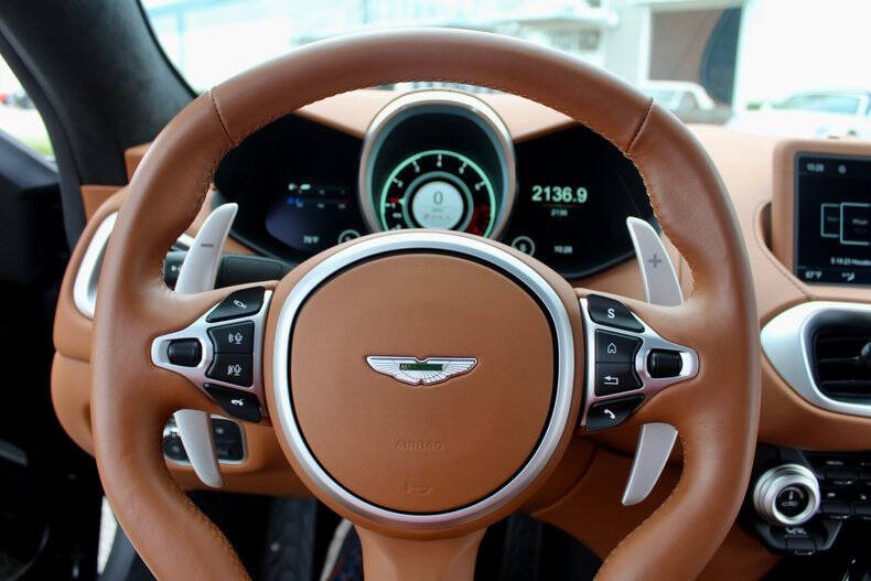 2023 Aston Martin Vantage
