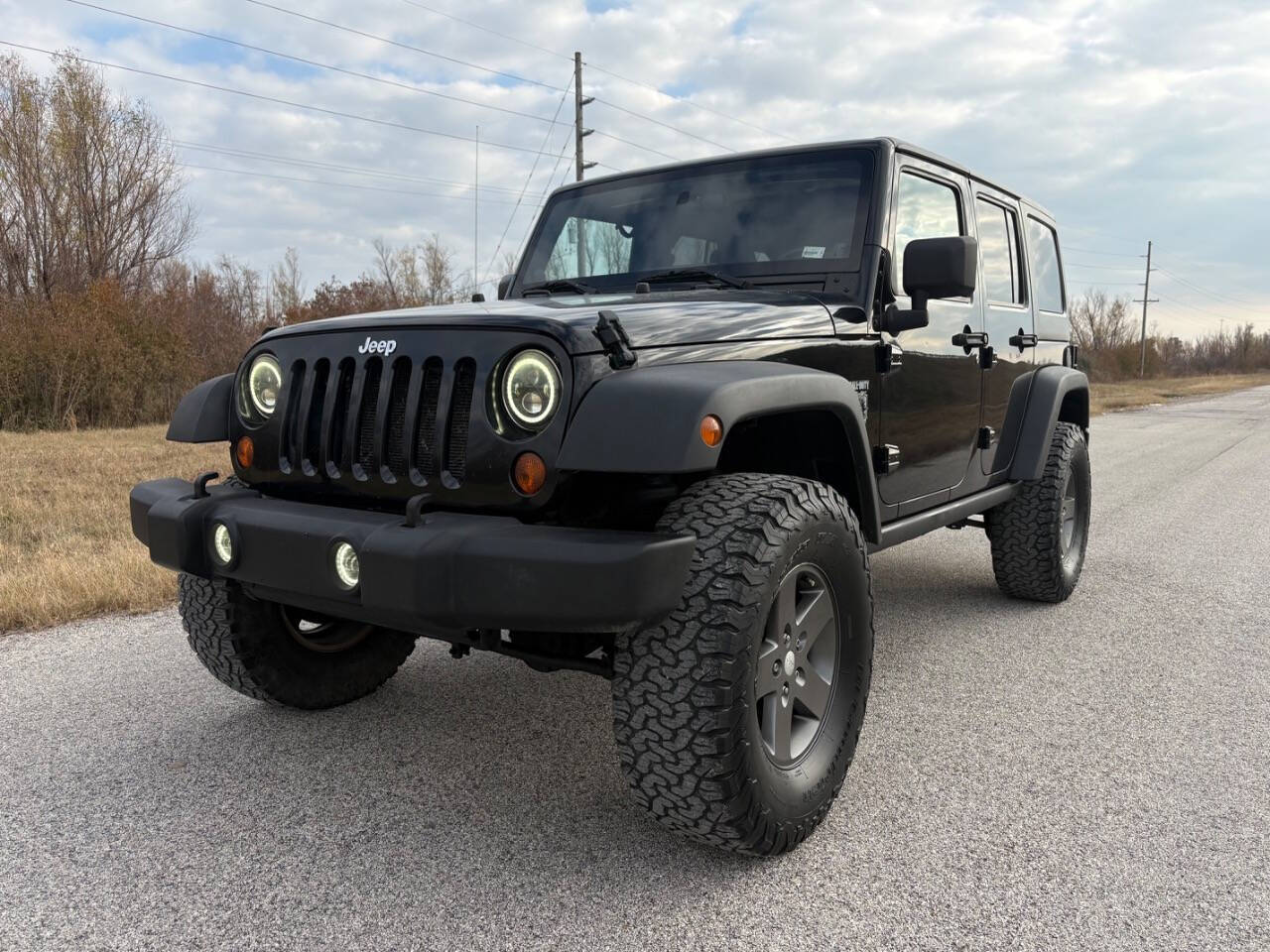 2011 Jeep Wrangler Unlimited for sale at Q3 AUTO LLC in Hayti, MO